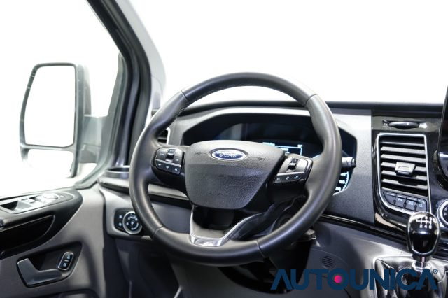 FORD Tourneo Custom usata, con Sensori di parcheggio anteriori
