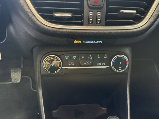 FORD Fiesta usata, con USB