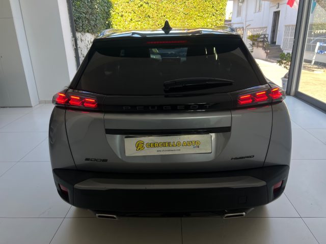 PEUGEOT 2008 usata, con Luci diurne LED