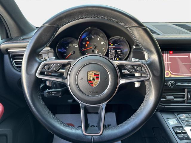 PORSCHE Macan usata, con Boardcomputer