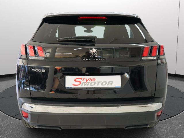 PEUGEOT 3008 usata, con Sedile posteriore sdoppiato