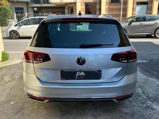 VOLKSWAGEN Passat Variant usata, con Chiusura centralizzata