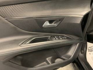 PEUGEOT 3008 usata, con Fari LED