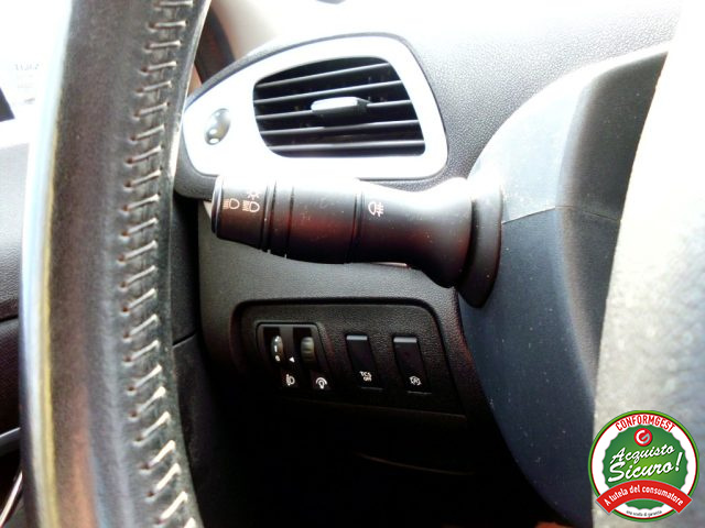 RENAULT Scenic usata, con Sensore di pioggia