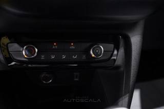 OPEL Corsa usata, con USB