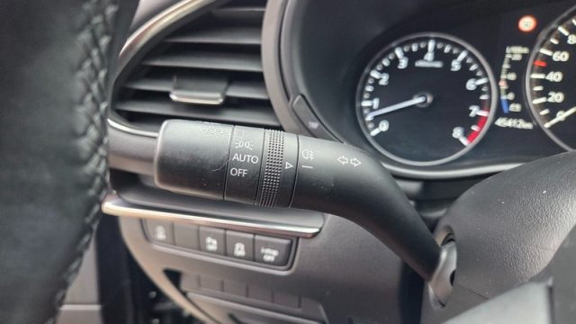 MAZDA 3 usata, con Fari LED