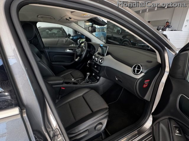 MERCEDES-BENZ B 180 usata, con Chiusura centralizzata