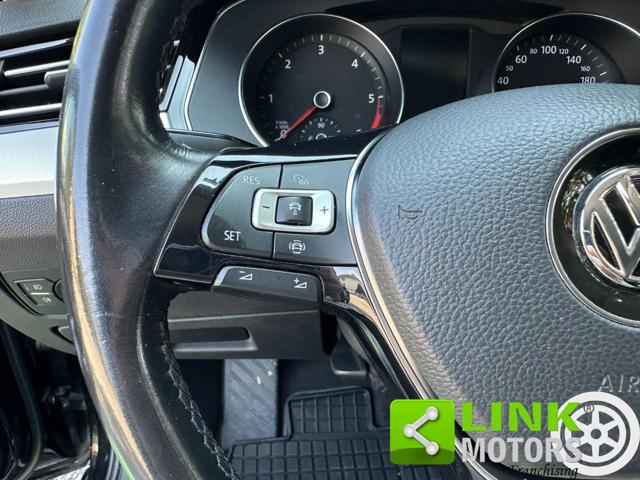VOLKSWAGEN Passat Variant usata, con Controllo trazione