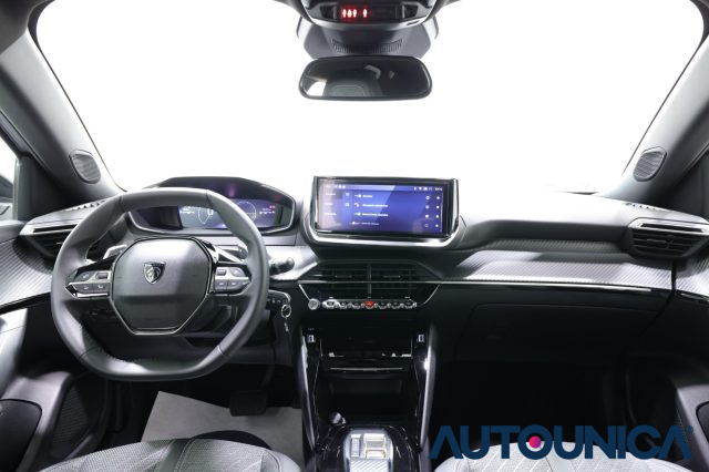 PEUGEOT 2008 usata, con Controllo automatico clima