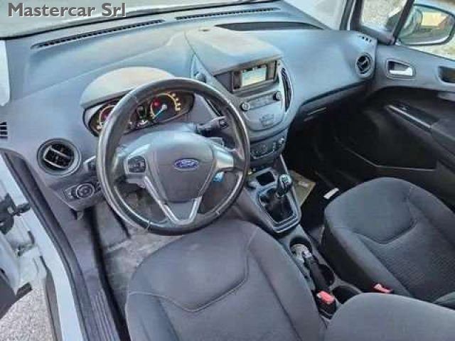 FORD Transit Courier usata, con USB