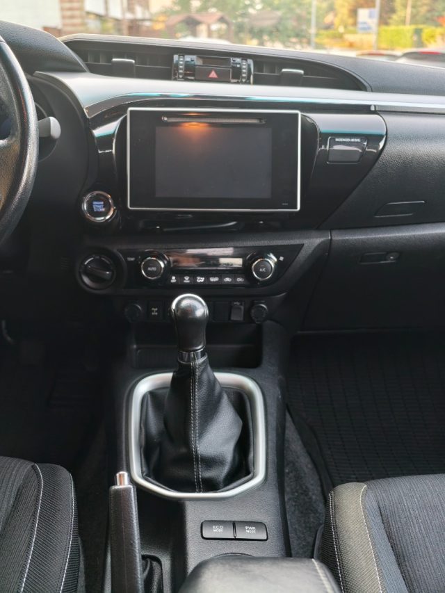 TOYOTA Hilux usata, con Controllo trazione