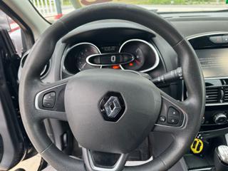 RENAULT Clio usata, con Sedile posteriore sdoppiato