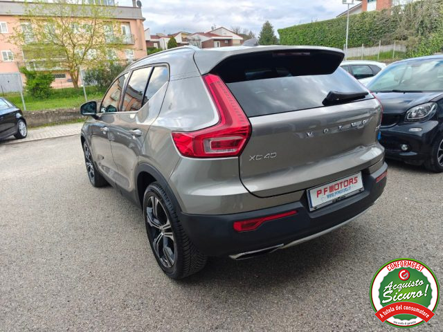 VOLVO XC40 usata, con Autoradio