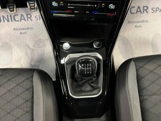 VOLKSWAGEN T-Roc usata, con Sedile posteriore sdoppiato
