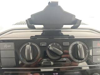 VOLKSWAGEN up! usata, con Autoradio digitale