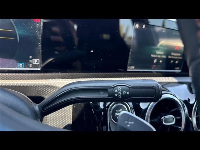 MERCEDES-BENZ A 180 usata, con Controllo automatico clima