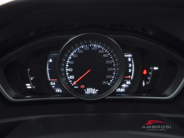 VOLVO V40 usata 12