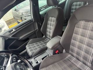 VOLKSWAGEN Golf GTD usata 11