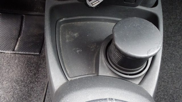 TOYOTA Yaris usata 101