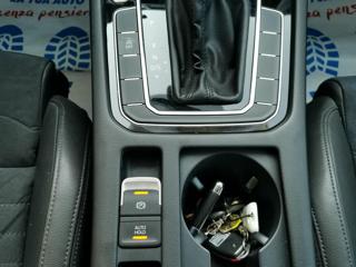 VOLKSWAGEN Passat Variant usata, con Filtro antiparticolato