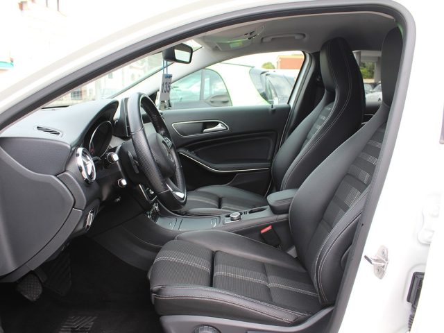 MERCEDES-BENZ GLA 200 usata, con Climatizzatore