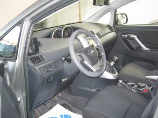 TOYOTA Verso usata, con Autoradio