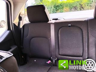 NISSAN Navara usata, con Bluetooth