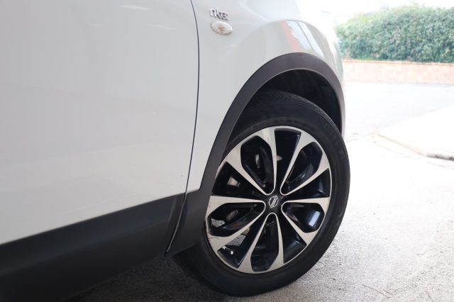 NISSAN Qashqai usata 107