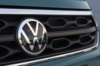 VOLKSWAGEN T-Roc usata, con Hill holder