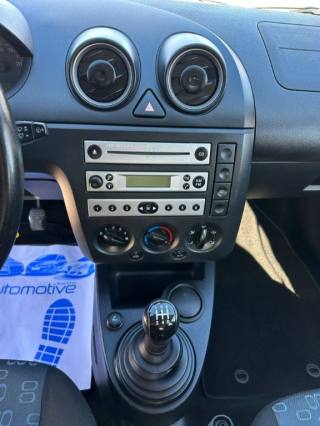 FORD Fiesta usata, con Servosterzo