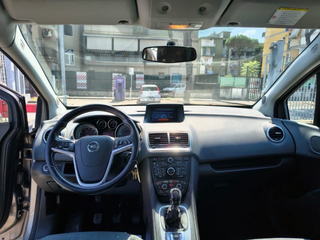 OPEL Meriva usata, con Autoradio