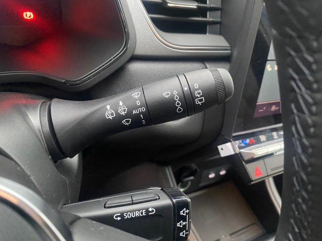 RENAULT Captur usata, con Controllo automatico clima
