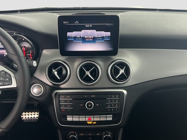 MERCEDES-BENZ CLA 200 usata 14