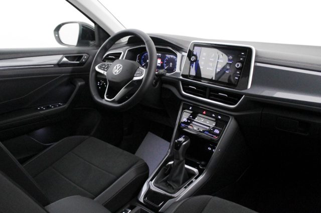 VOLKSWAGEN T-Roc usata, con Autoradio