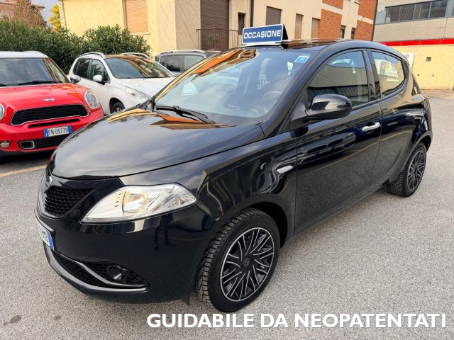 LANCIA Ypsilon usata, con ABS