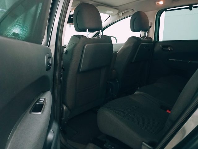 PEUGEOT 5008 usata, con Vetri oscurati