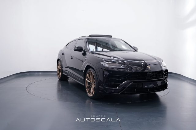 LAMBORGHINI Urus usata, con Sistema di navigazione