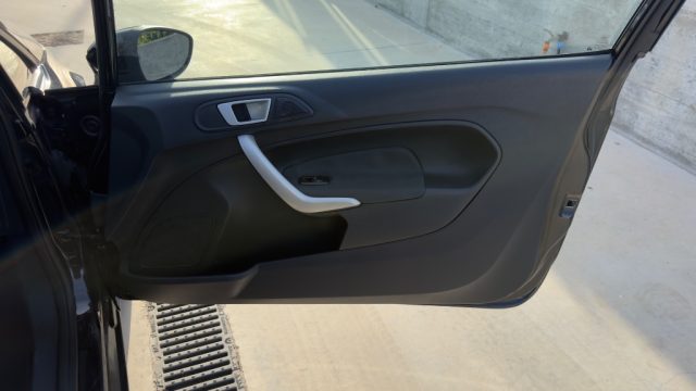 FORD Fiesta usata 15