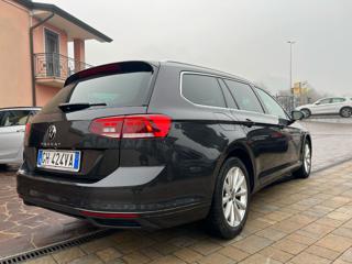 VOLKSWAGEN Passat Variant usata, con Airbag laterali