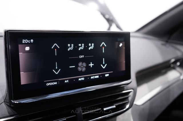 PEUGEOT 5008 usata, con USB