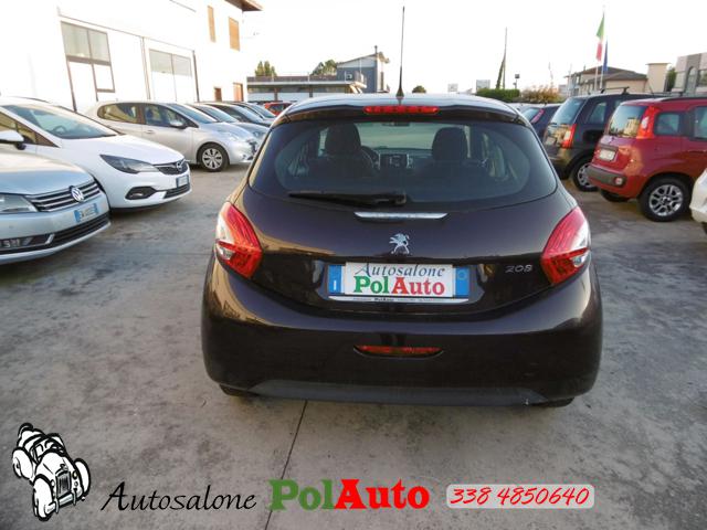 PEUGEOT 208 usata, con Airbag