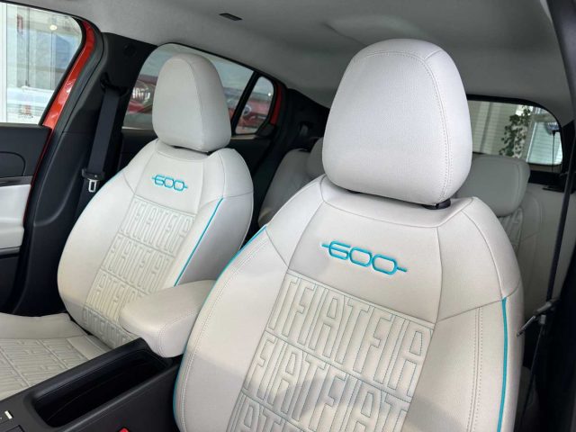 FIAT 600e usata, con Airbag testa