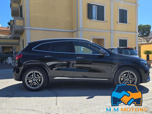 MERCEDES-BENZ GLA 250 usata, con Boardcomputer