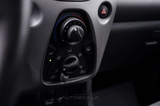 PEUGEOT 108 usata, con Volante multifunzione