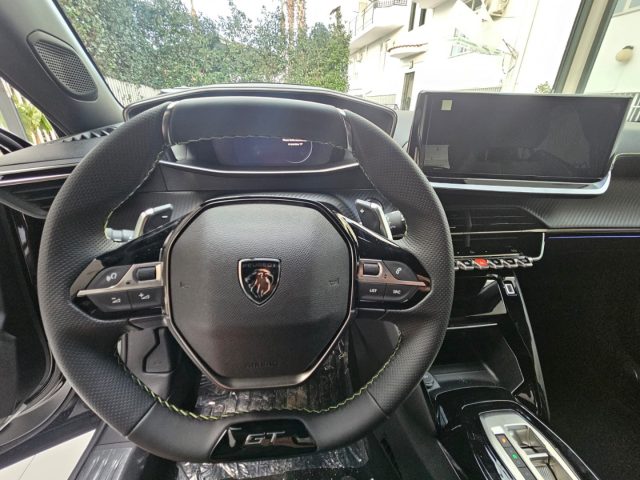 PEUGEOT 2008 usata, con Fari Xenon