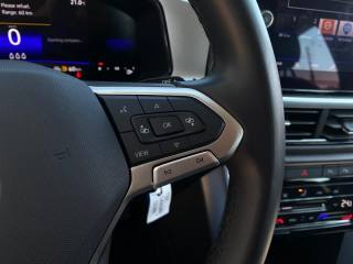 VOLKSWAGEN T-Roc usata, con Fari LED