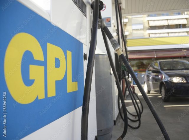 RENAULT Clio usata 17