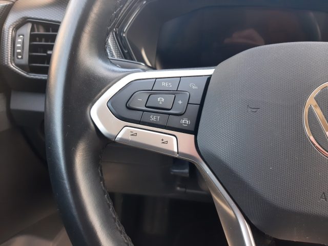 VOLKSWAGEN T-Cross usata, con USB