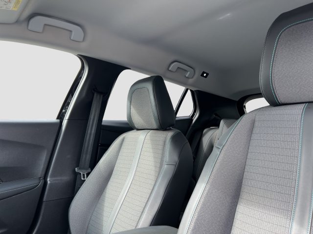 PEUGEOT 2008 usata 9