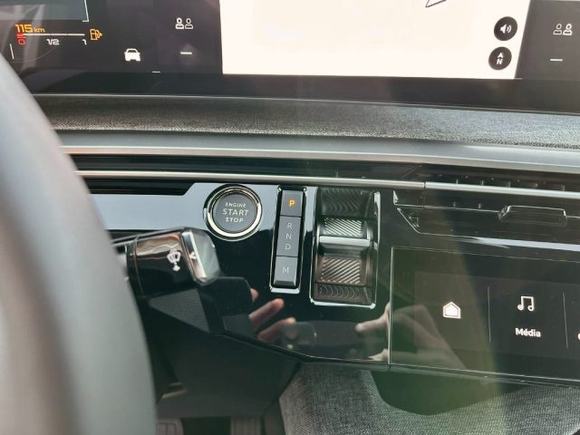 PEUGEOT 3008 usata 24